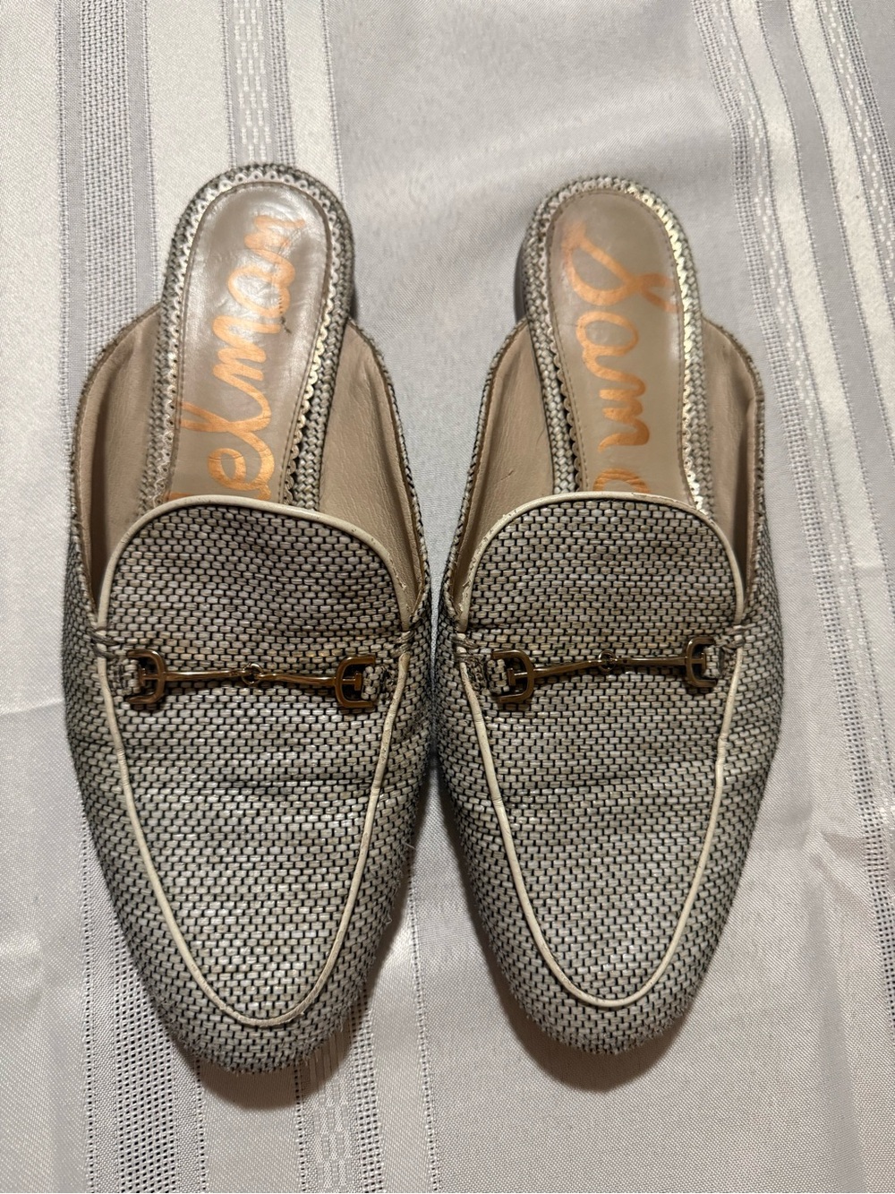 Sam Edelman Women's Woven Slip-On Mules in Beige and Gold
